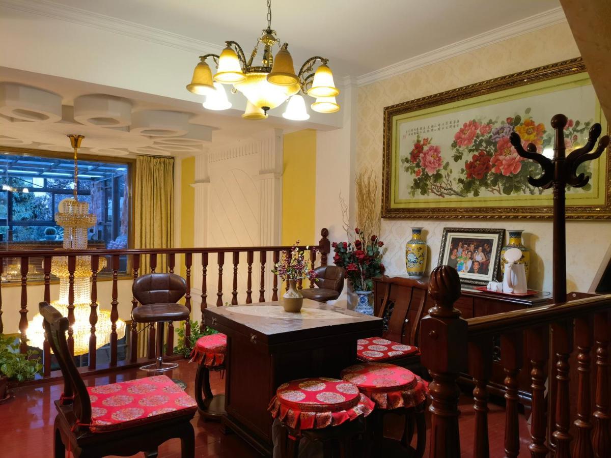 Mama Naxi Guesthouse Lijiang  Exterior foto